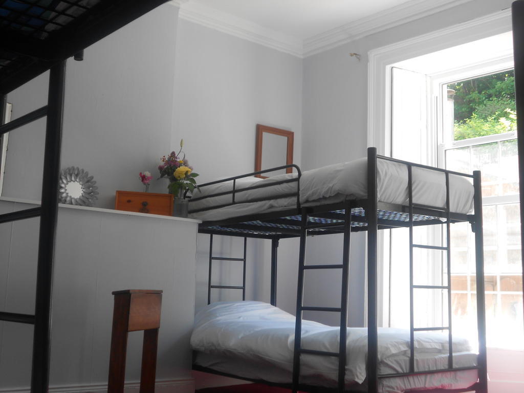 Spoon And The Stars Hostel Ντρογκέδα Δωμάτιο φωτογραφία